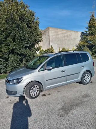 Volkswagen Touran 2015 7-PLAZAS!!