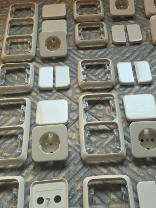 Marcos, tapas y teclas Simón 31 Marfil