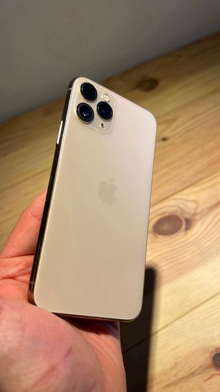iPhone 11 Pro Oro
