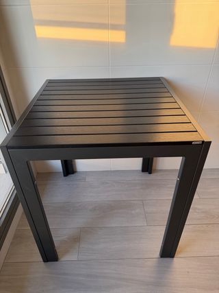 Mesa exterior/ interior aluminio Kave Home