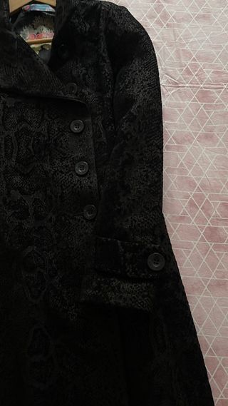 Abrigo Desigual Negro