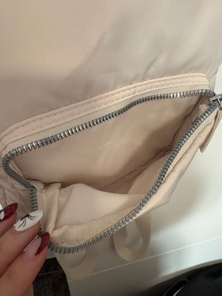 Mochila pequeña beige