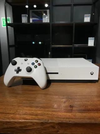 Xbox One 1TB Blanca