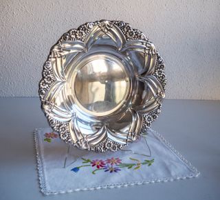 Plato Panera Alpaca Firma MEDHUR Antiguo