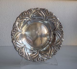 Plato Panera Alpaca Firma MEDHUR Antiguo