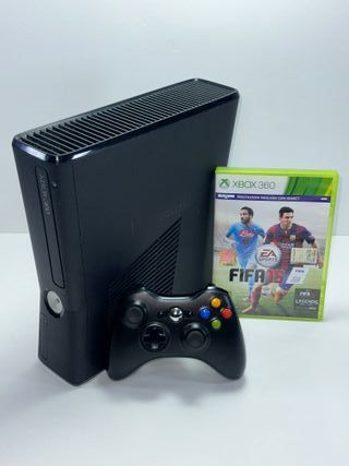 Xbox 360 S 250GB + Controller e FIFA 15