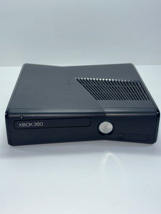 Xbox 360 S 250GB + Controller e FIFA 15