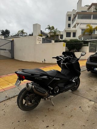 Yamaha tmax 530  20000km france Registracion