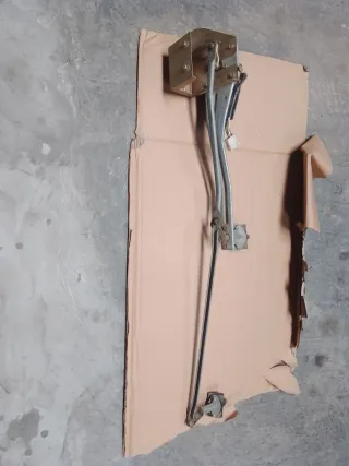 Motor limpiaparabrisas Nissan L35