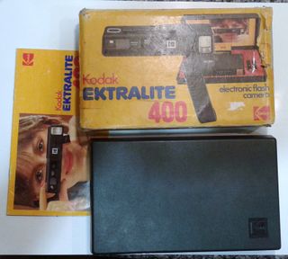 Cámara Kodak Ektralite 400 con estuche