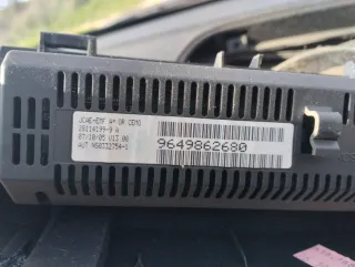 Pantalla LCD Multifunción Peugeot Citroën