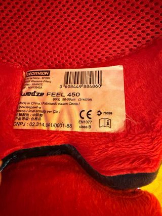 Casco de esquí con visera integrada