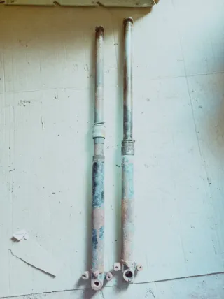 Base asiento y horquilla ossa 125