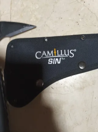 Hacha tomahawk Táctica Camillus SIN
