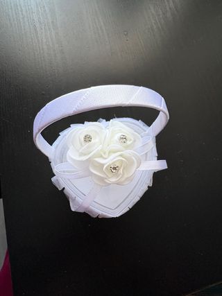 Bolso de arras blanco con flores