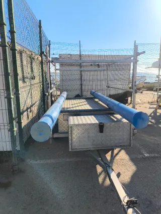 Remolque doble configurable con cajones