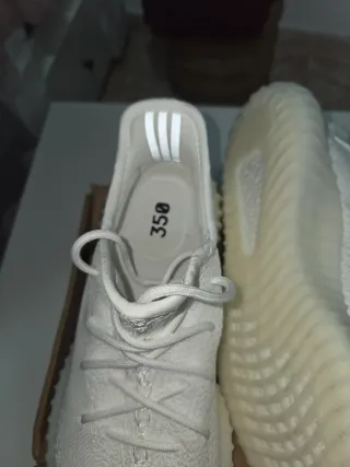 Adidas Yeezy Boost 350 V2 Triple White