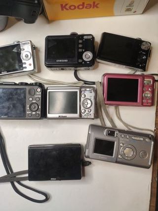 lotto 12 fotocamere varie marche per ricambi