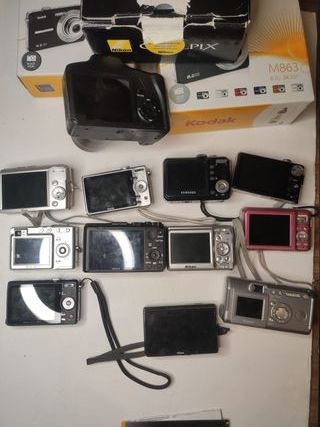 lotto 12 fotocamere varie marche per ricambi