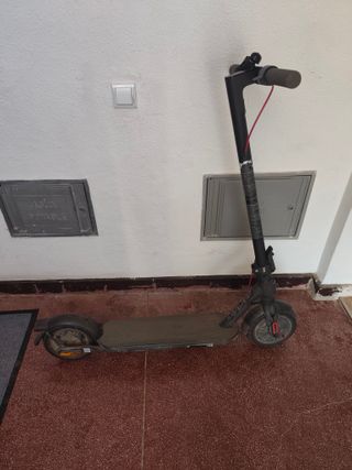 Patinete Eléctrico Negro/Gris