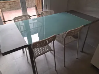 Mesa cocina cristal patas inox + 4 sillas