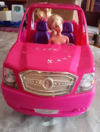 Limosina Barbie con Muñecas