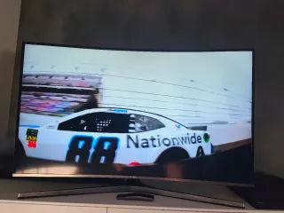 Samsung 49 Curva 4K UHD Smart TV HDR