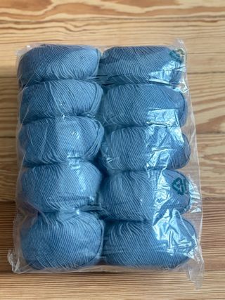 10 gomitoli lana grigio chiaro Mittifil