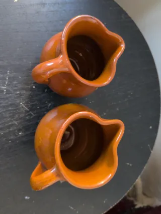 2 Jarras de cerámica PSOE Villaquilambre