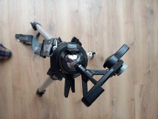 Trípode Manfrotto  Art.#055 de aluminio