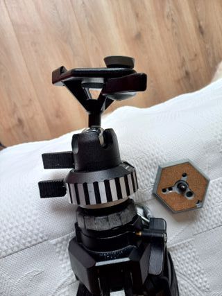 Trípode Manfrotto  Art.#055 de aluminio