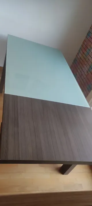 Mesa extensible cristal y madera