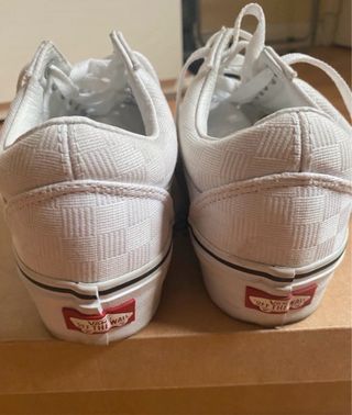 Vans puestas una vez con plataforma