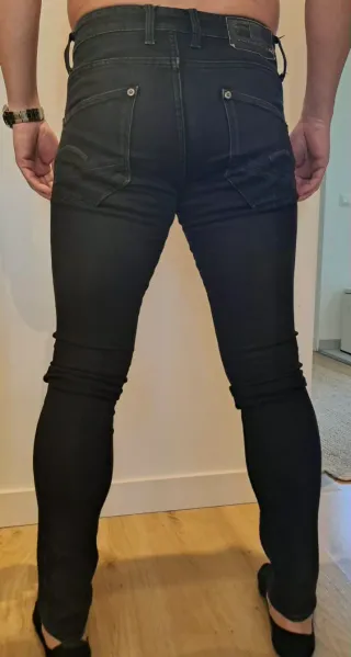 Pantalón vaquero hombre negro