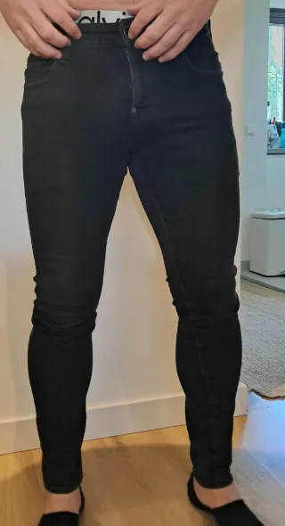 Pantalón vaquero hombre negro