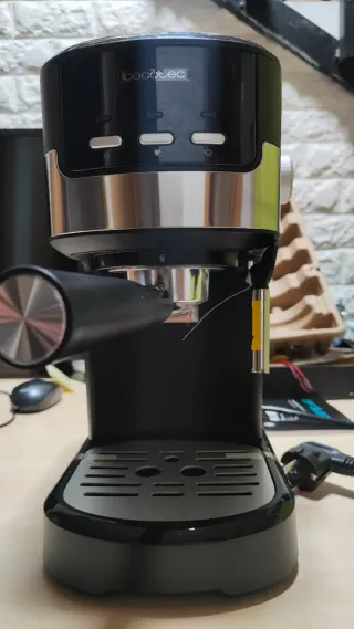 Cafetera Cecotec Power Espresso 20