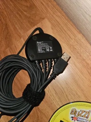 Mandos Buzz! PS2 + 2 Juegos