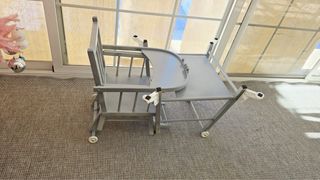 Trona 2 en 1. Sillita de comer de bebé