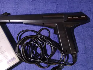 Sega Light Phaser + 3 Juegos Master System