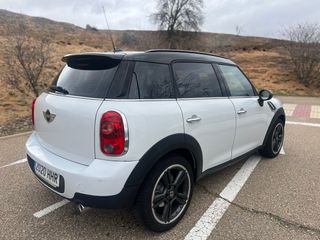 MINI Countryman 2012