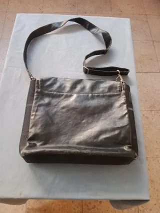 Bolso bandolera Vespa negro y gris