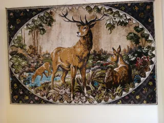 Tapiz de pared con ciervos y paisaje