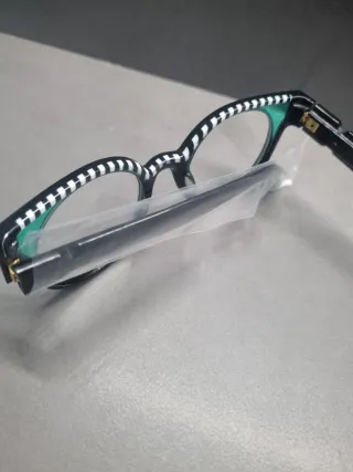 Gafa vista redonda de mujer