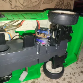Coche RC antiguo tamiya