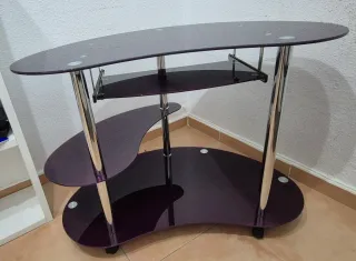 Mesa escritorio moderna cristal morado y metal
