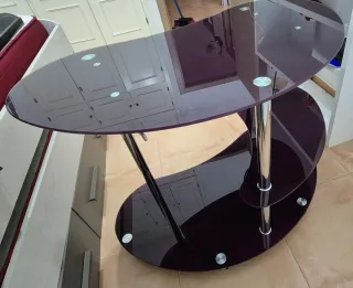 Mesa escritorio moderna cristal morado y metal