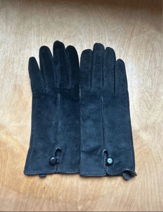 Elegantes guantes de cuero negro