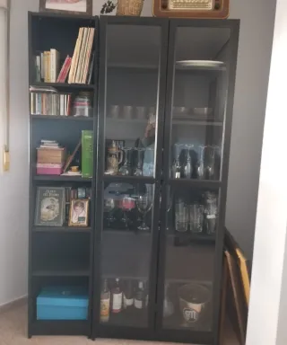 URGE VENDER negociamos??? Mesa 4 sillas + Vitrina/