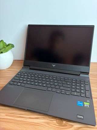 HP Victus 15 Gaming i5-12450H RTX 3050 16GB