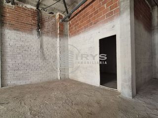 Local comercial en alquiler en Hermanos Falcó - Sepulcro Bolera en Albacete